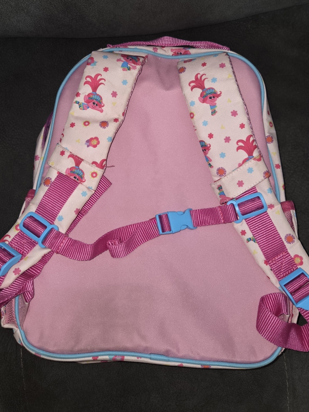 Simple Modern Trolls Poppy Size Medium School Bag & Lunch Bag For Girls - Picture 5 of 10